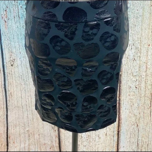 Iron Fist NWT Black Skullz Club Mini Skirt - Picture 10 of 13